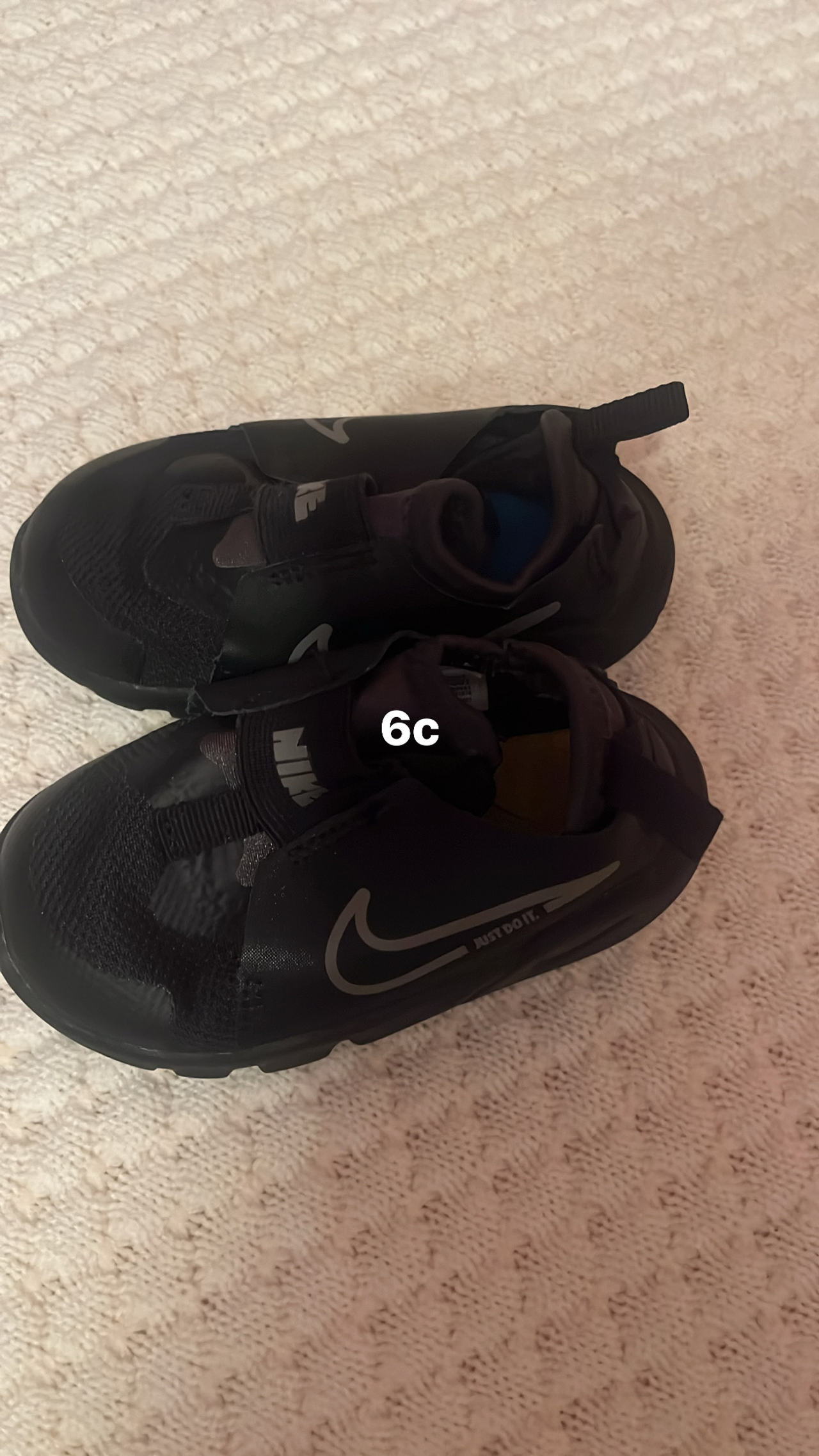 Nike Omni Multi-Court Toddler Shoes 6c never worn