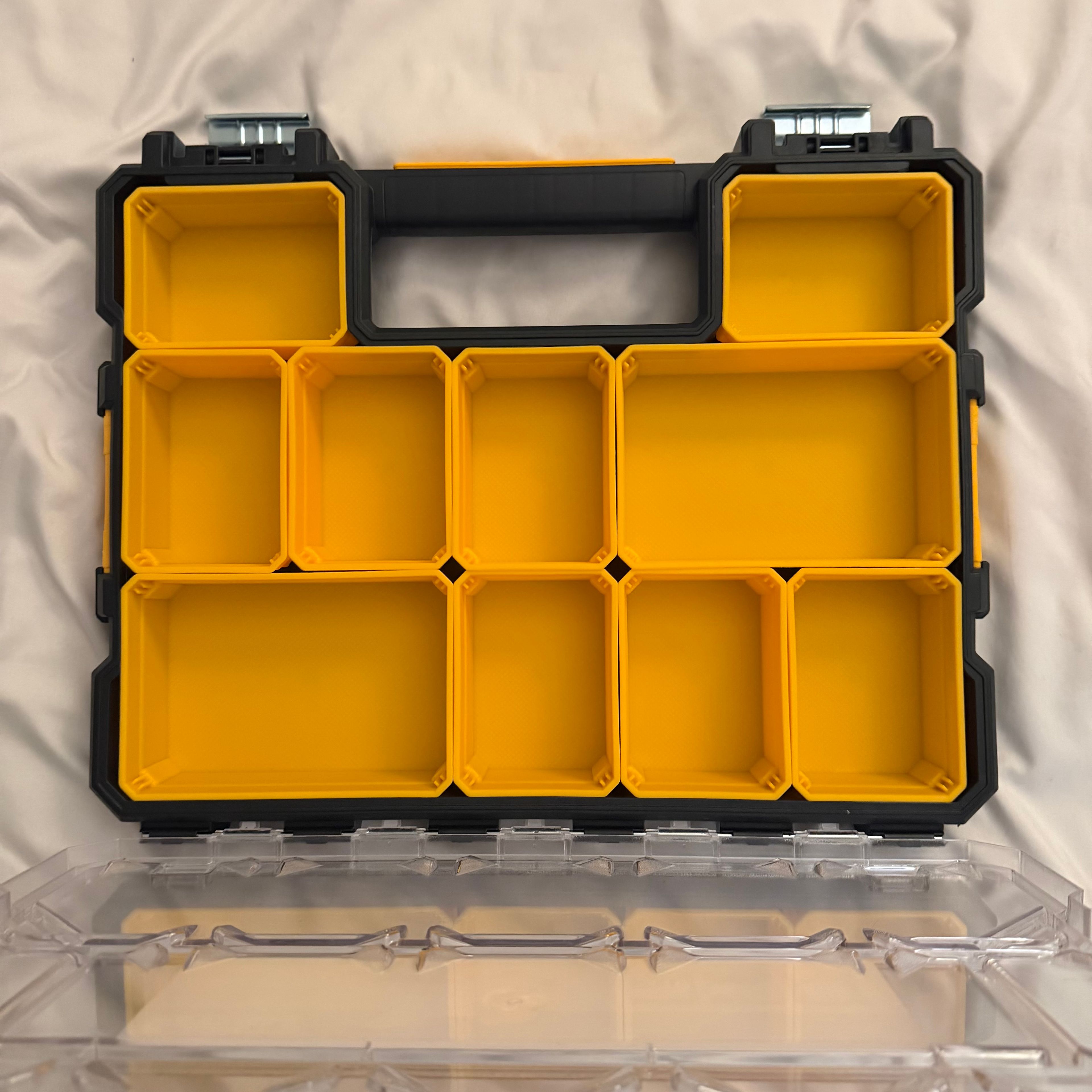 DeWalt 10-Compartment Shallow Pro Small Parts Organizer - Image 3