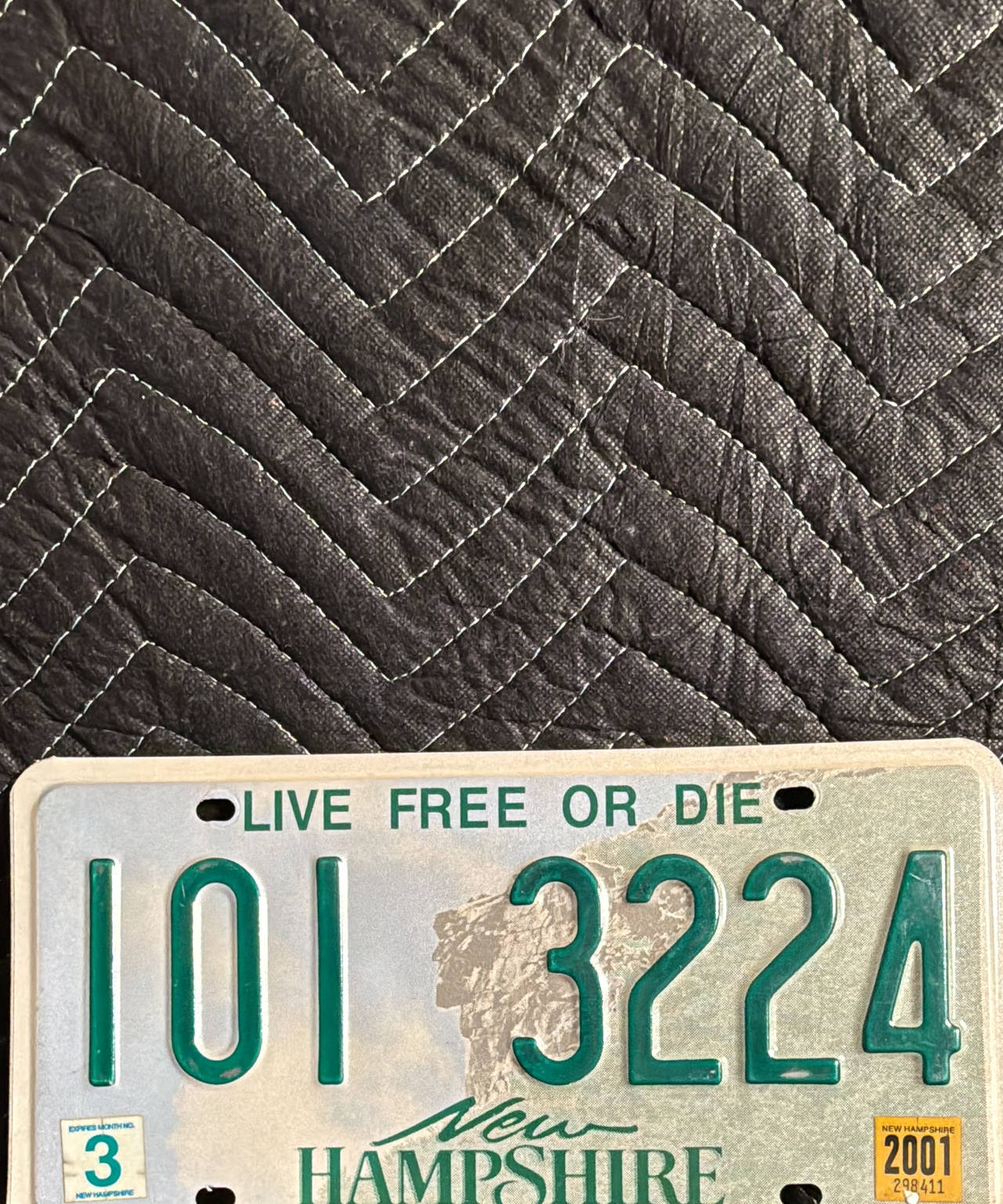 2001 New Hampshire License Plate