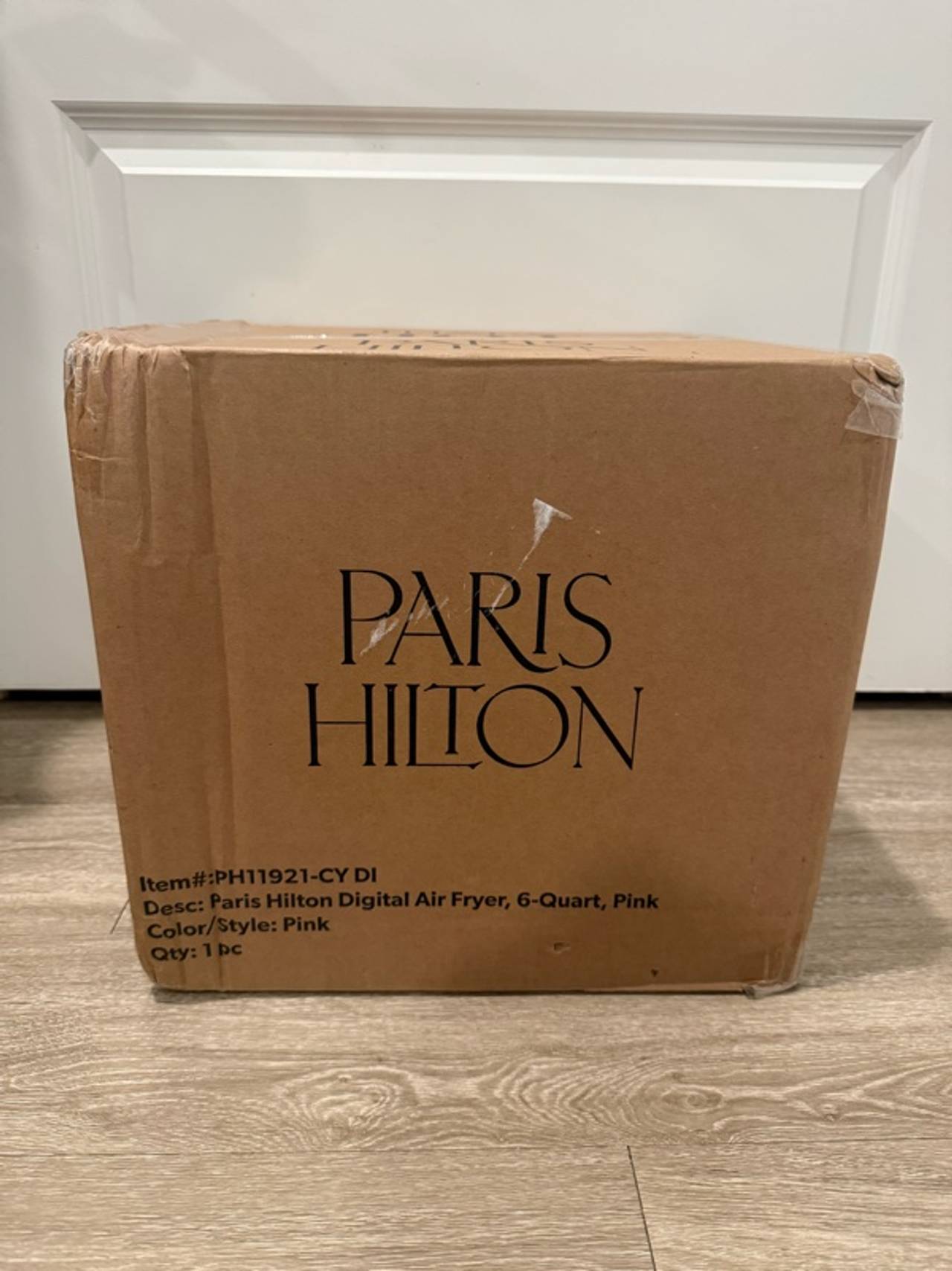 Paris Hilton 6-Quart Pink Touchscreen Air Fryer