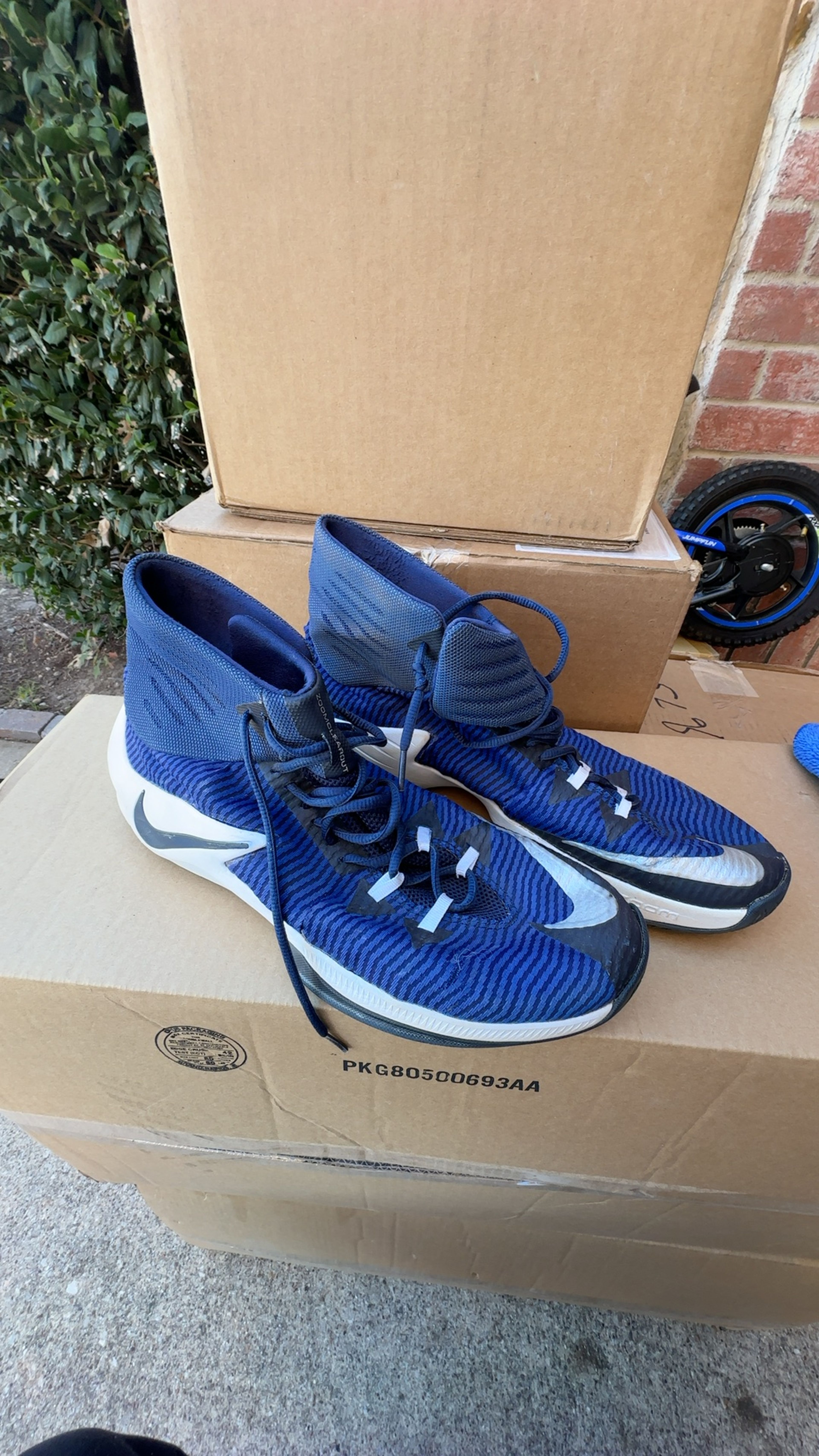 Nike Zoom Clear Out TB Midnight Navy size 13