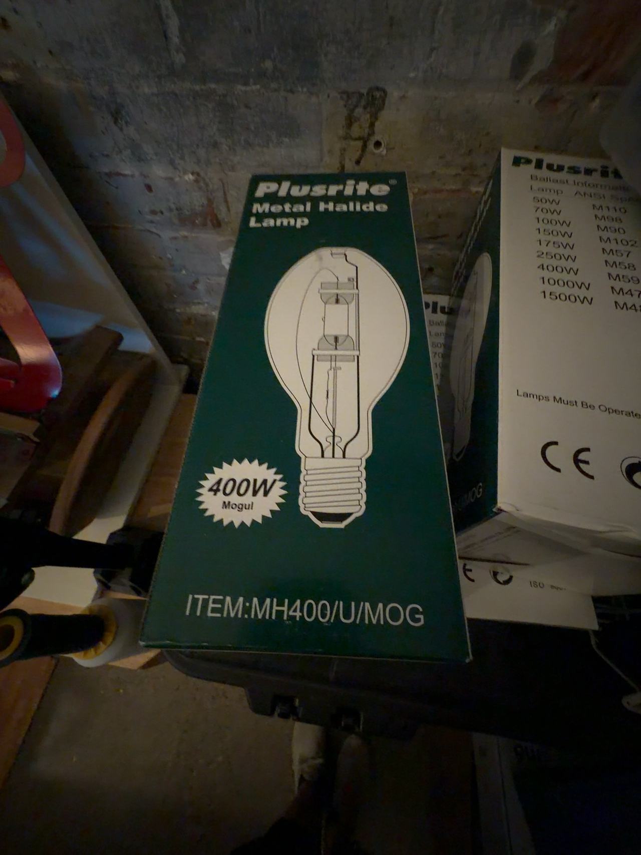 Plusrite 400W Metal Halide Bulb Clear Daylight