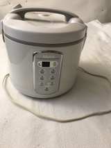 Aroma Rice Cooker & Food Steamer - Image 3