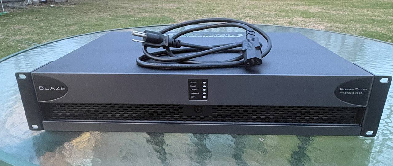 Blaze Audio PowerZone Connect 3004 Amplifier