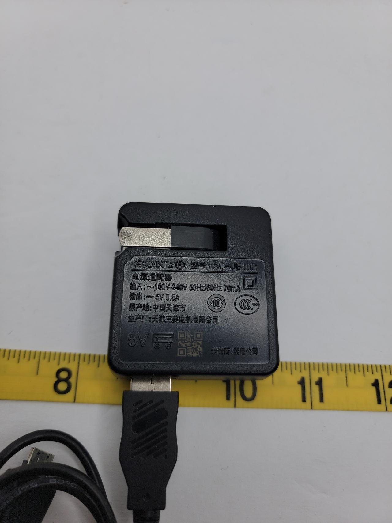 Sony AC-UD10 USB AC Adapter with Micro USB Cable