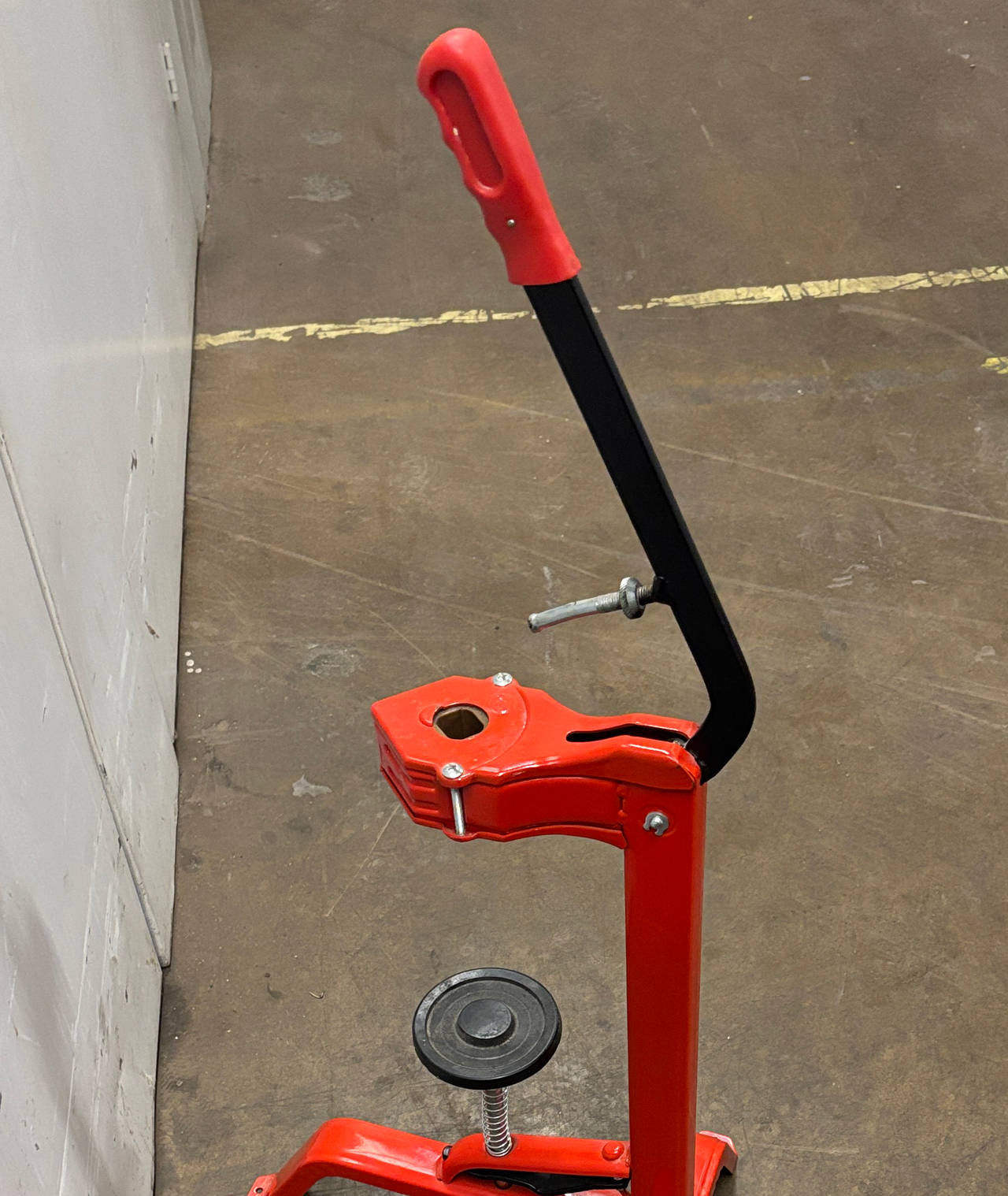 Ferrari Super Agata Bench Bottle Capper