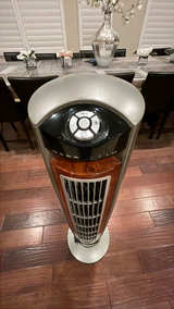 Lasko 42" Wind Curve Tower Fan with Ionize - Gray/Woodgrain - Image 3