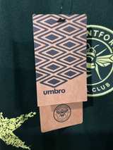 Umbro Brentford FC Third Kit Replica Jersey Black/Green Size Small - Image 2