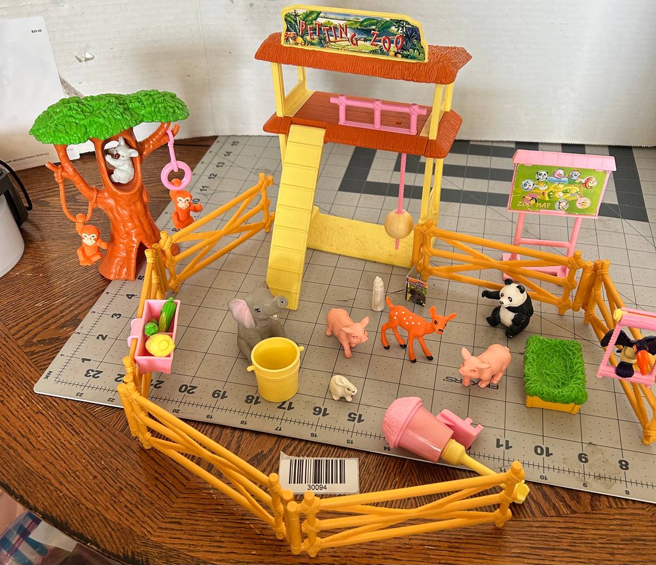 Barbie sister Kelly’s PETTING ZOO playset  animals vtg 1999   30094