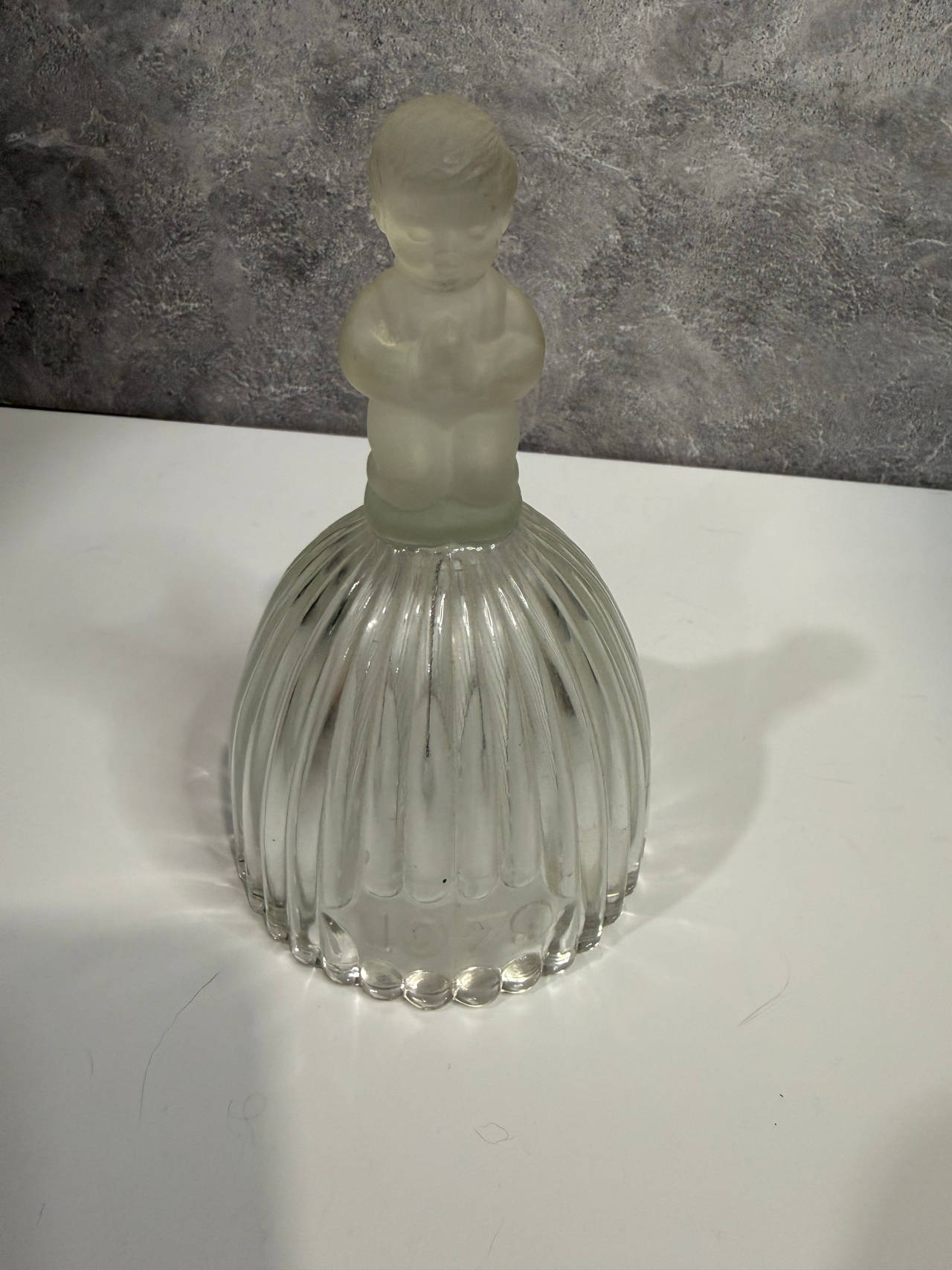 Goebel 1979 Praying Boy Glass Bell