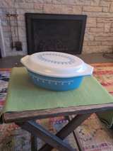 PYREX Snowflake Garland Oval Casserole Dish with Lid   045 size (2.5 Quarts) #29 - Image 2