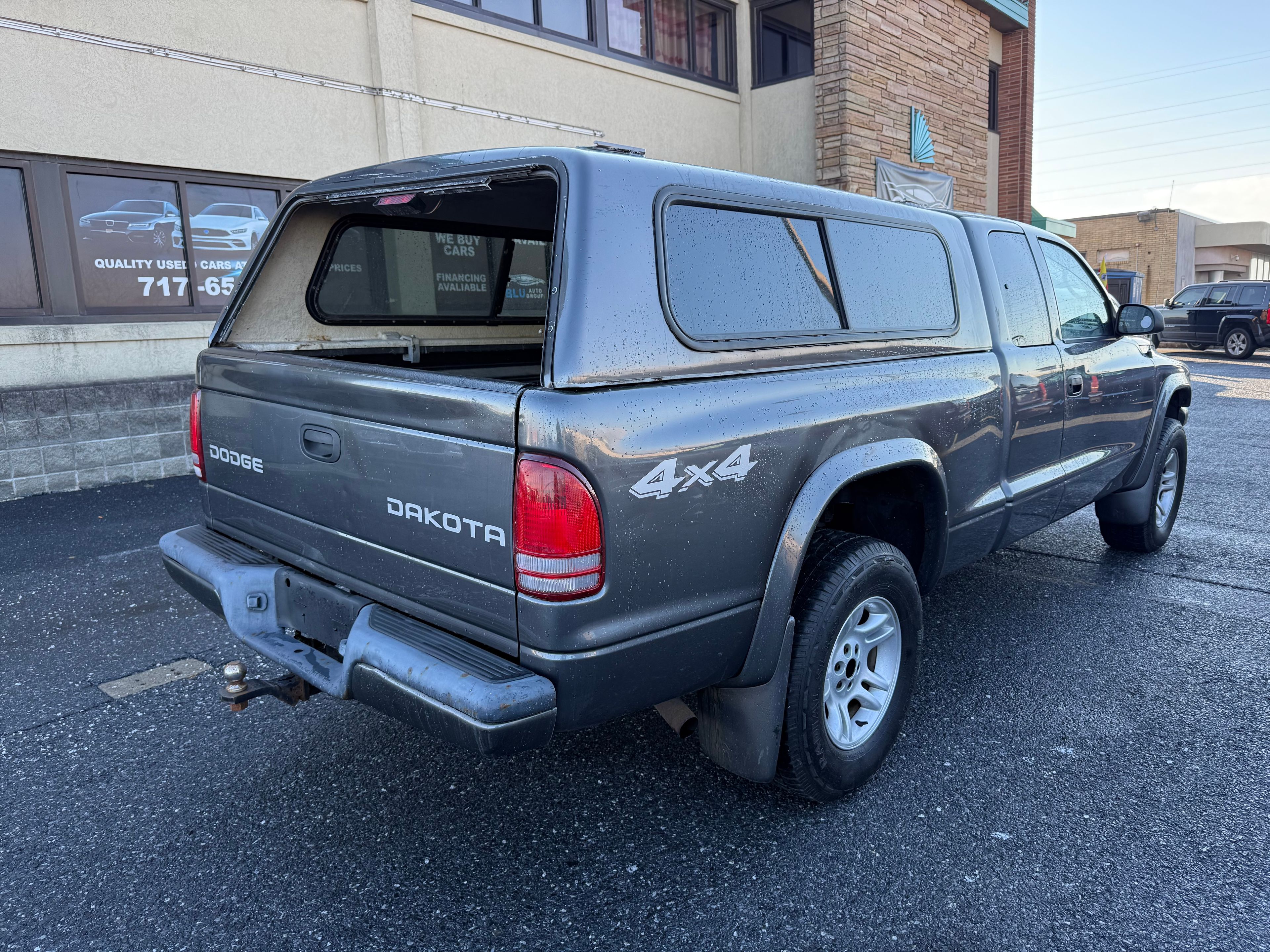 2002 Dodge Dakota Sport 4x4 - Image 2