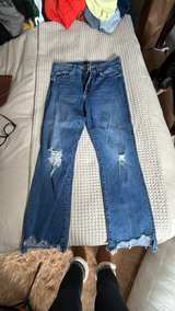 MOTHER The Insider Crop Step Chew Jeans - Image 2