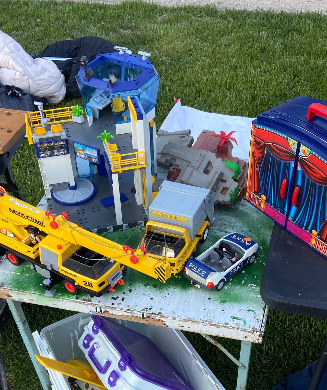 Playmobil City Action Lot with Mobile Crane and Airport Tower