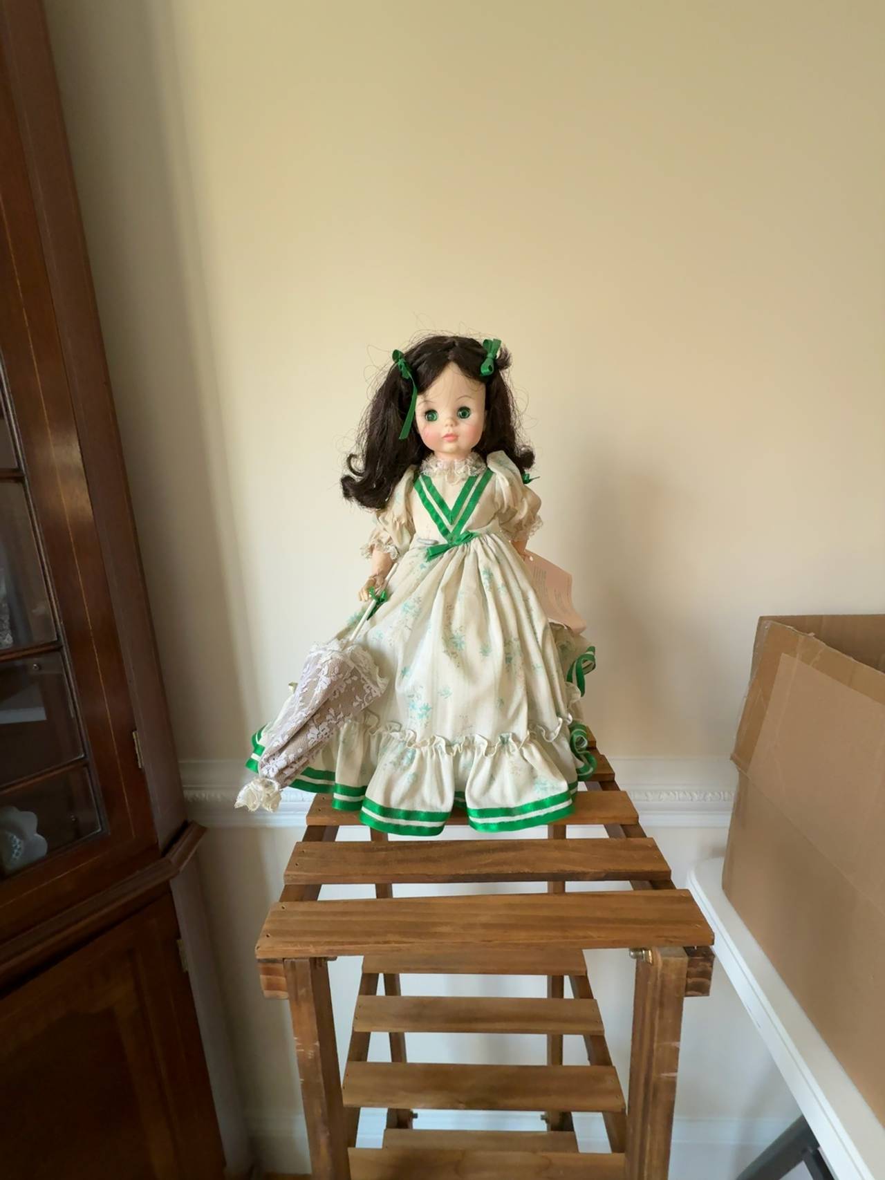 Madame Alexander Scarlett O'Hara Doll