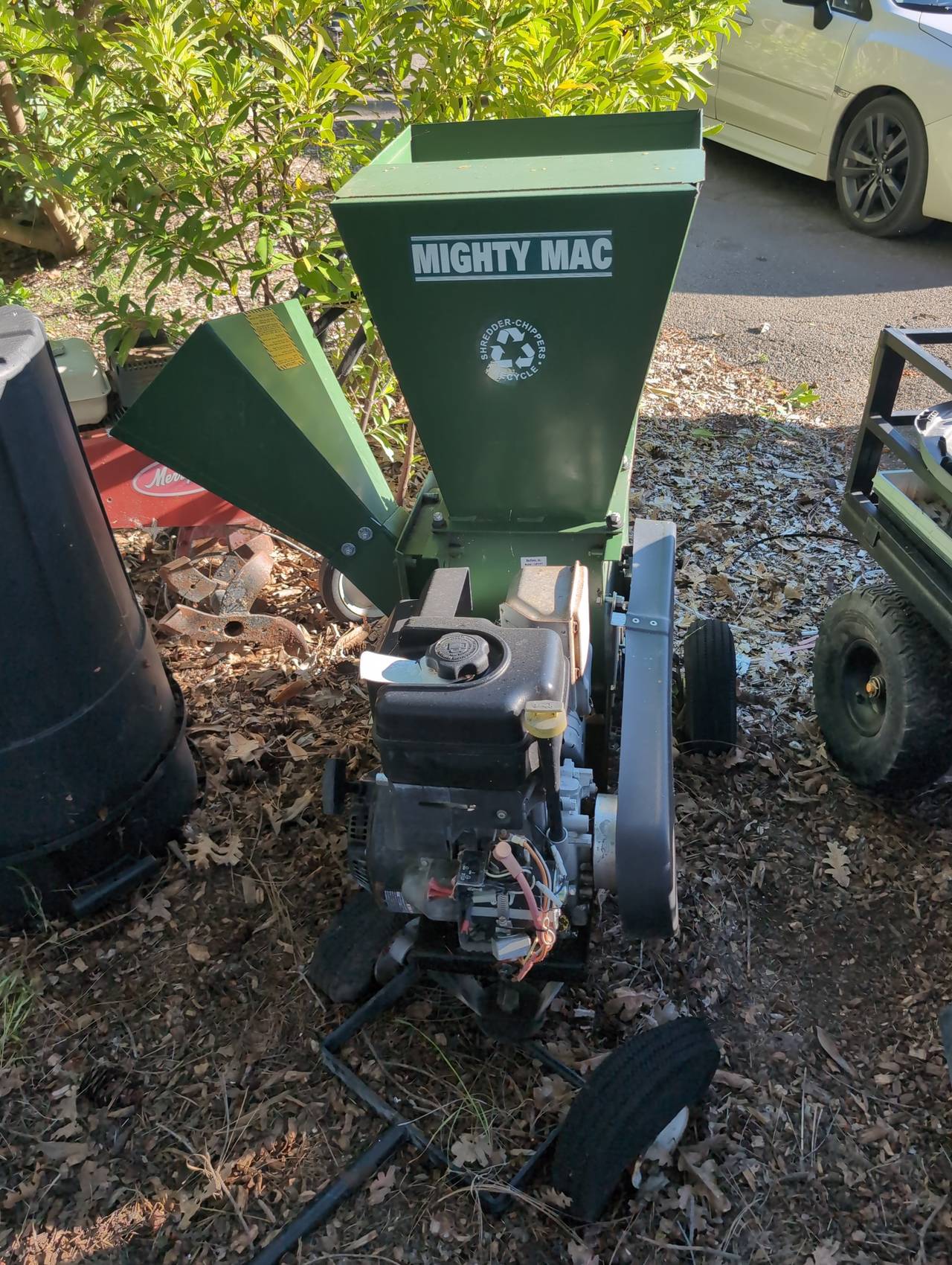 MacKissic Mighty Mac Shredder Chipper