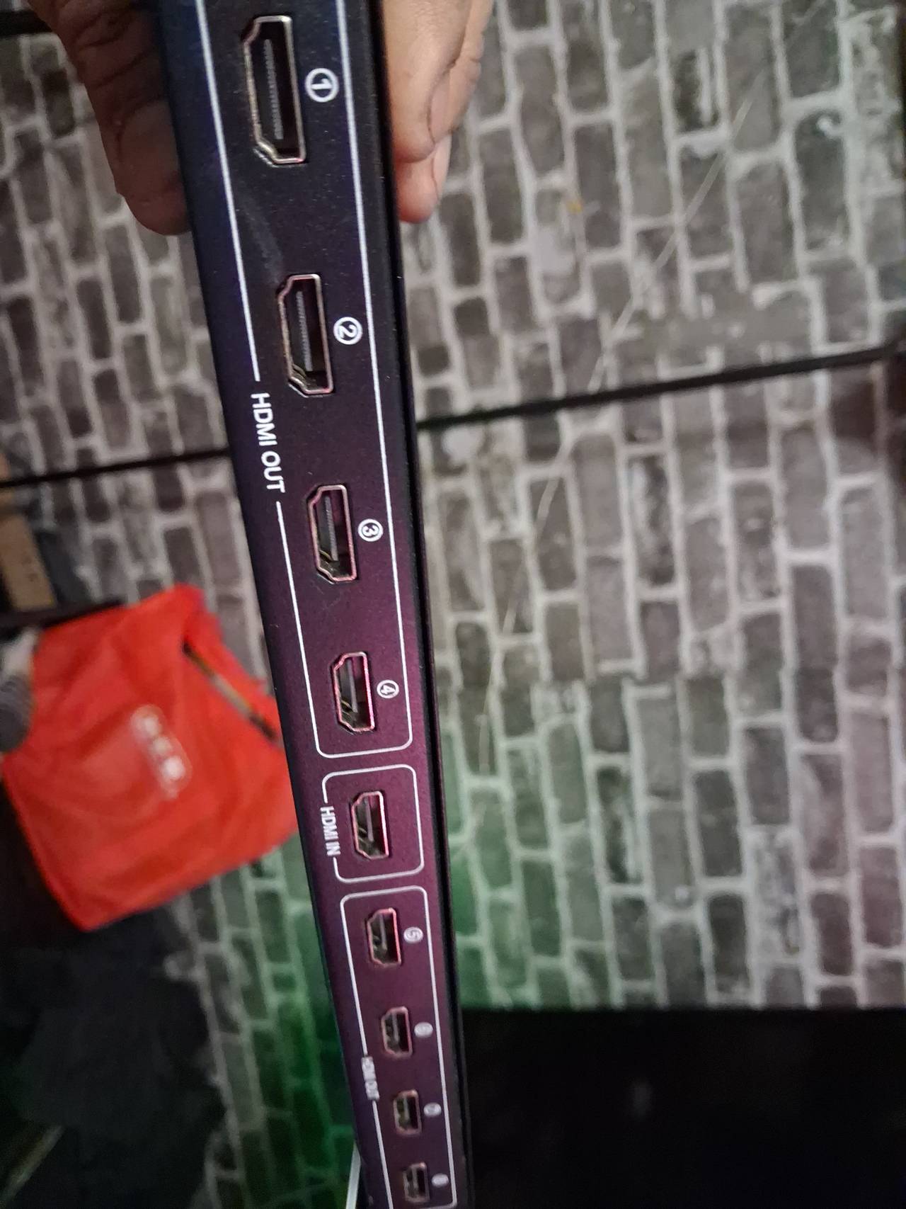 Suckoo 8 Port 1080P HDMI Splitter 1x8