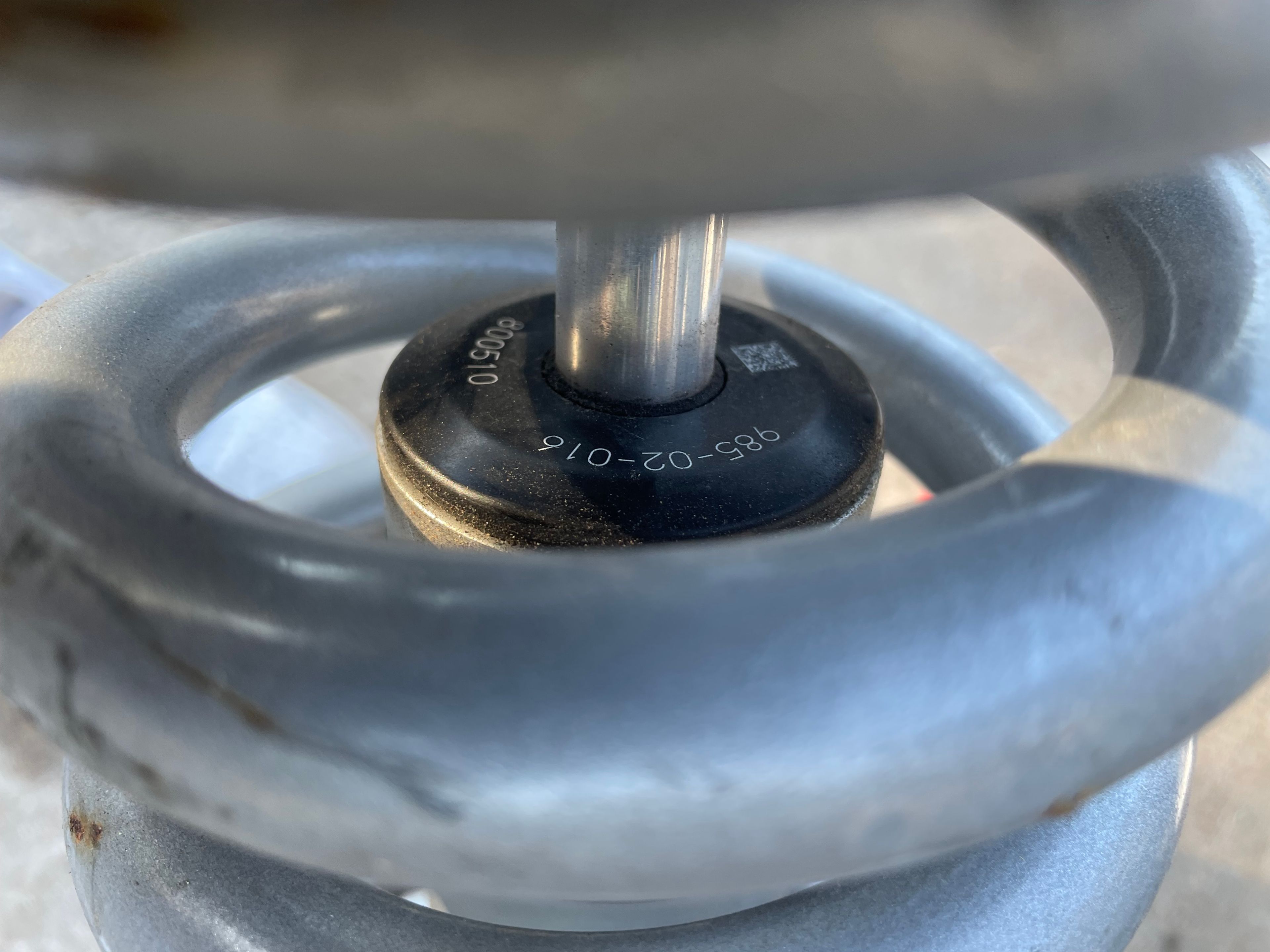 Fox 2.0 Performance Series Front Coilover IFP Shock - Image 5