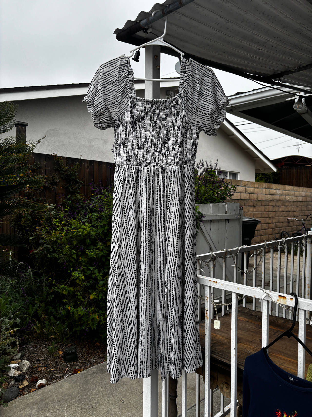 (LIKE NEW) Smocked Puff Sleeve Midi Dress