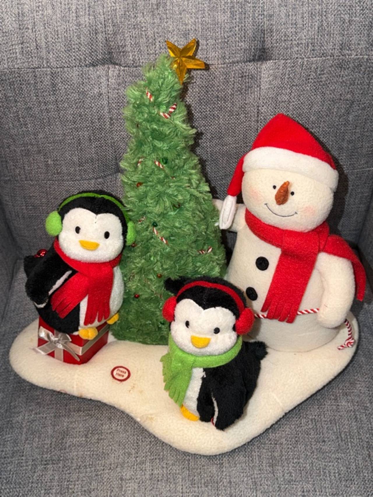 Hallmark Jingle Pals Very Merry Trio 2006 Plush Snowman & Penguin NO BATTERY COV