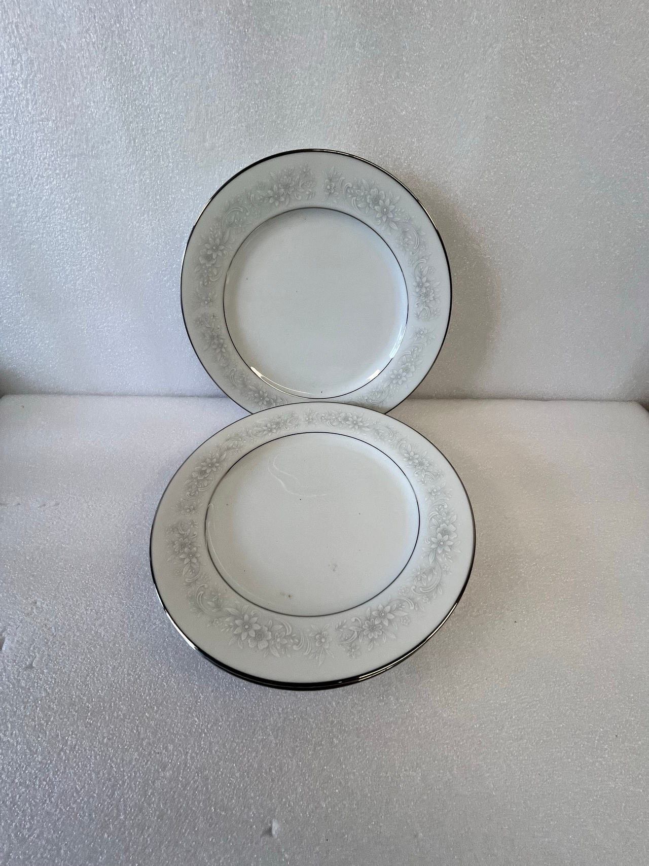 Noritake Adagio Dinner Plates