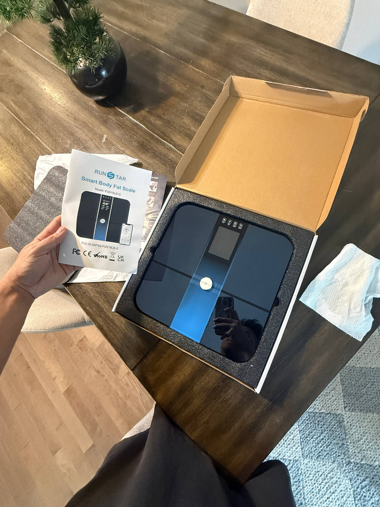 RUNSTAR Smart Body Fat Scale. 15 body composition metrics!