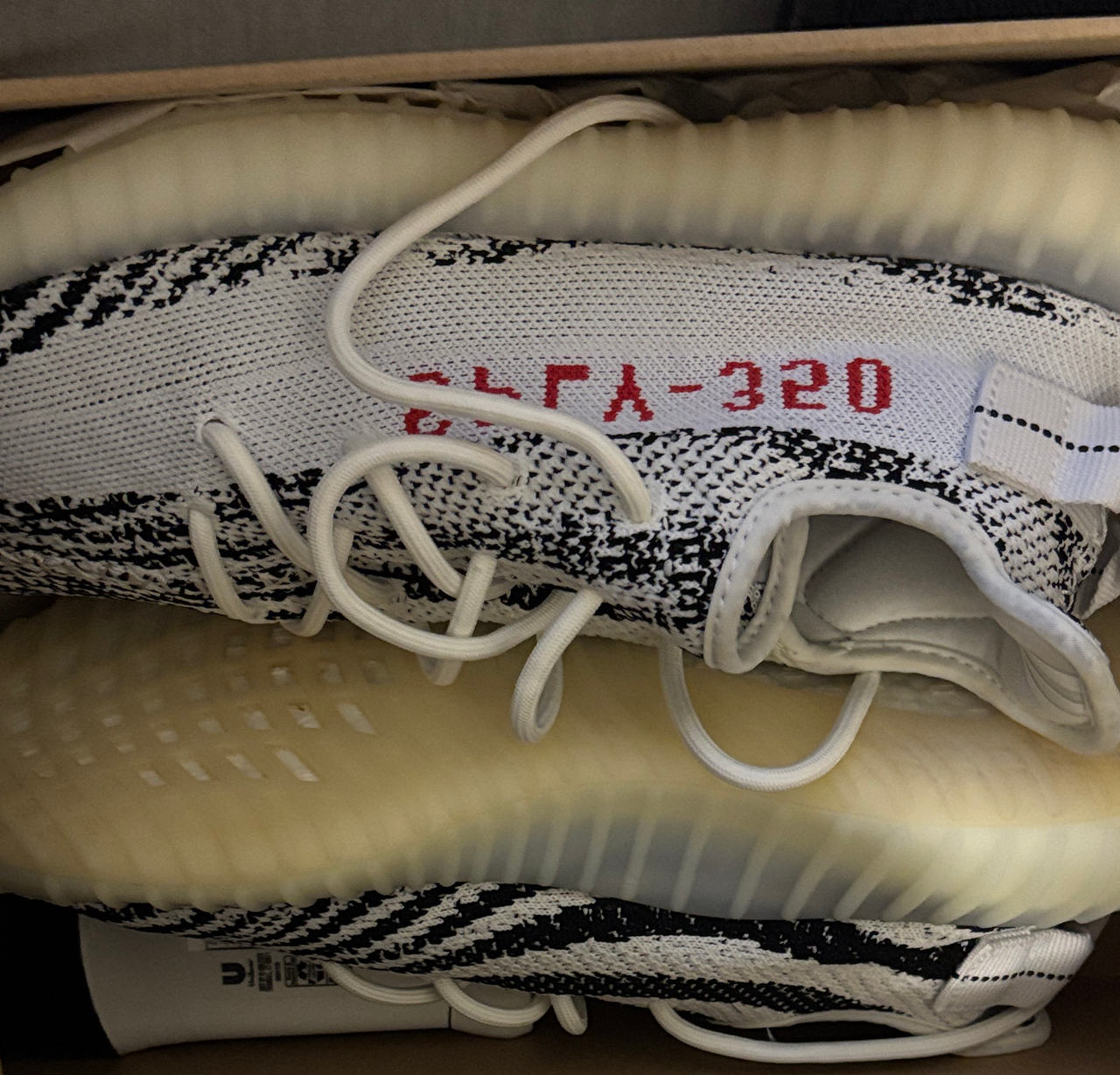 adidas Yeezy Boost 350 V2 Zebra