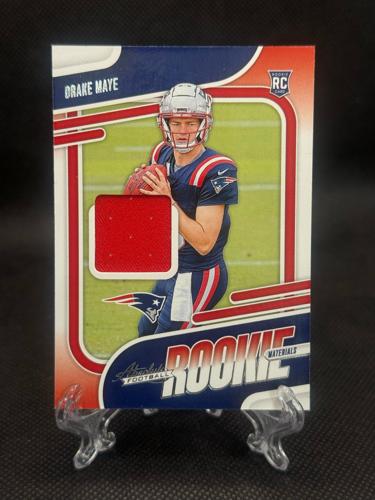 2024 Panini Absolute Drake Maye Rookie Materials Jersey Card #ARM-DME