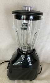 Oster Duralast Classic 5-Speed Blender - Image 5