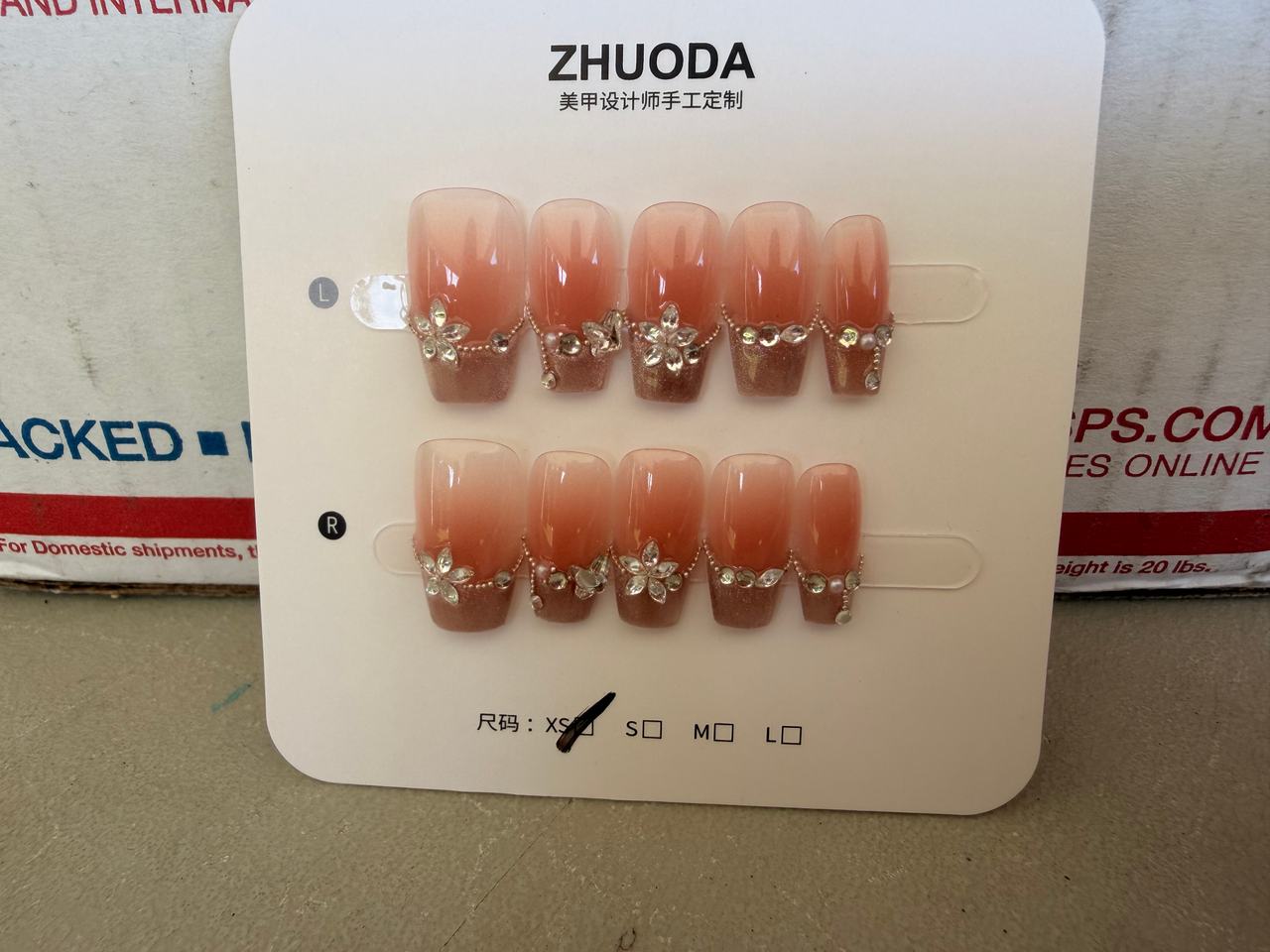 Zhuoda Handmade Press-On Nails XS Ombre Floral Rhinestone