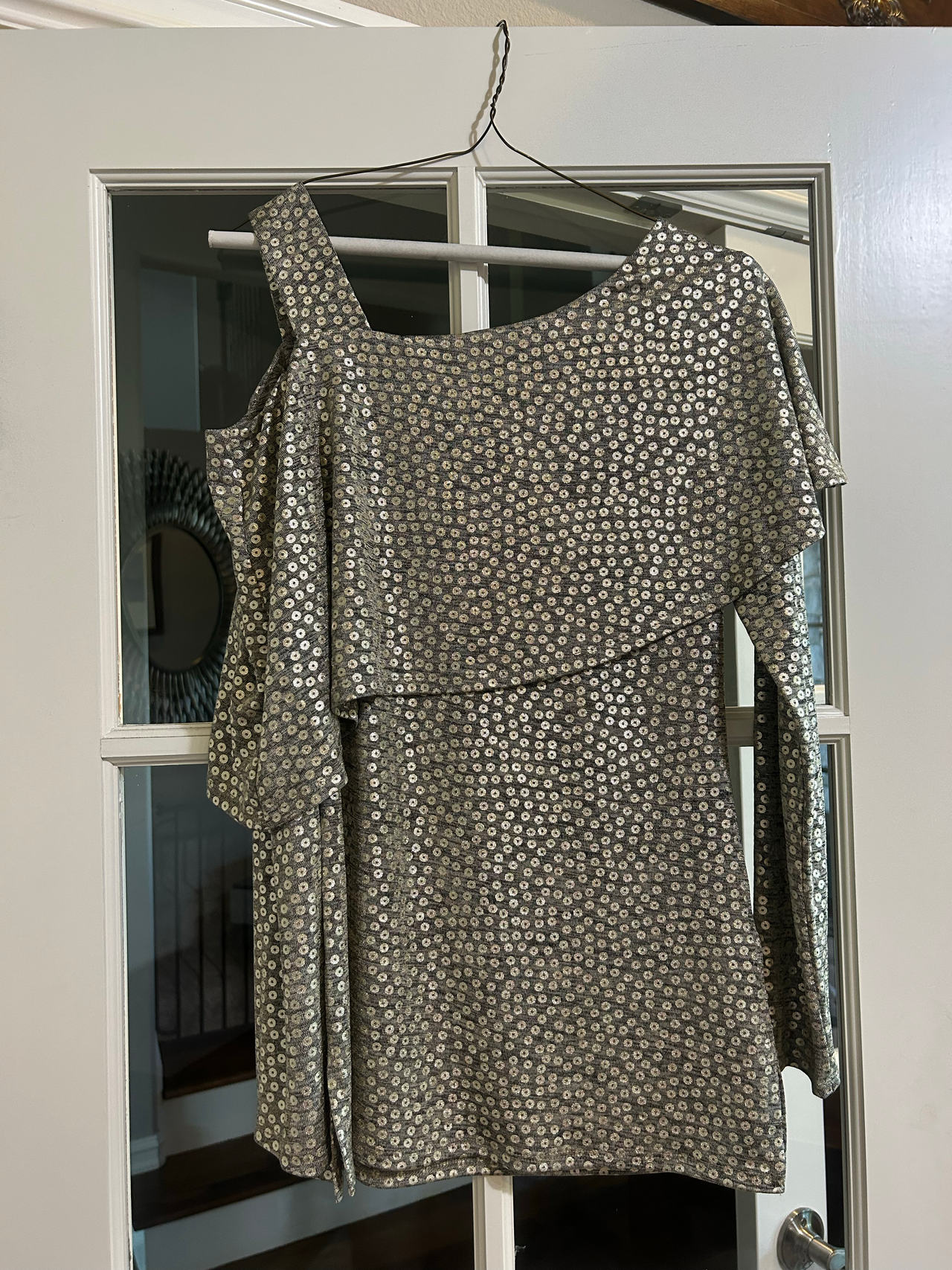 Frank Lyman Design Cold Shoulder Top -Gold