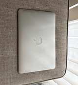Apple MacBook Air 11-inch Early 2015 - Image 2