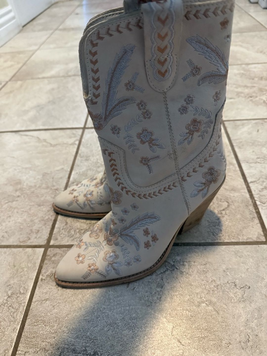 Dolce Vita Embroidered Western Boots - Size 6