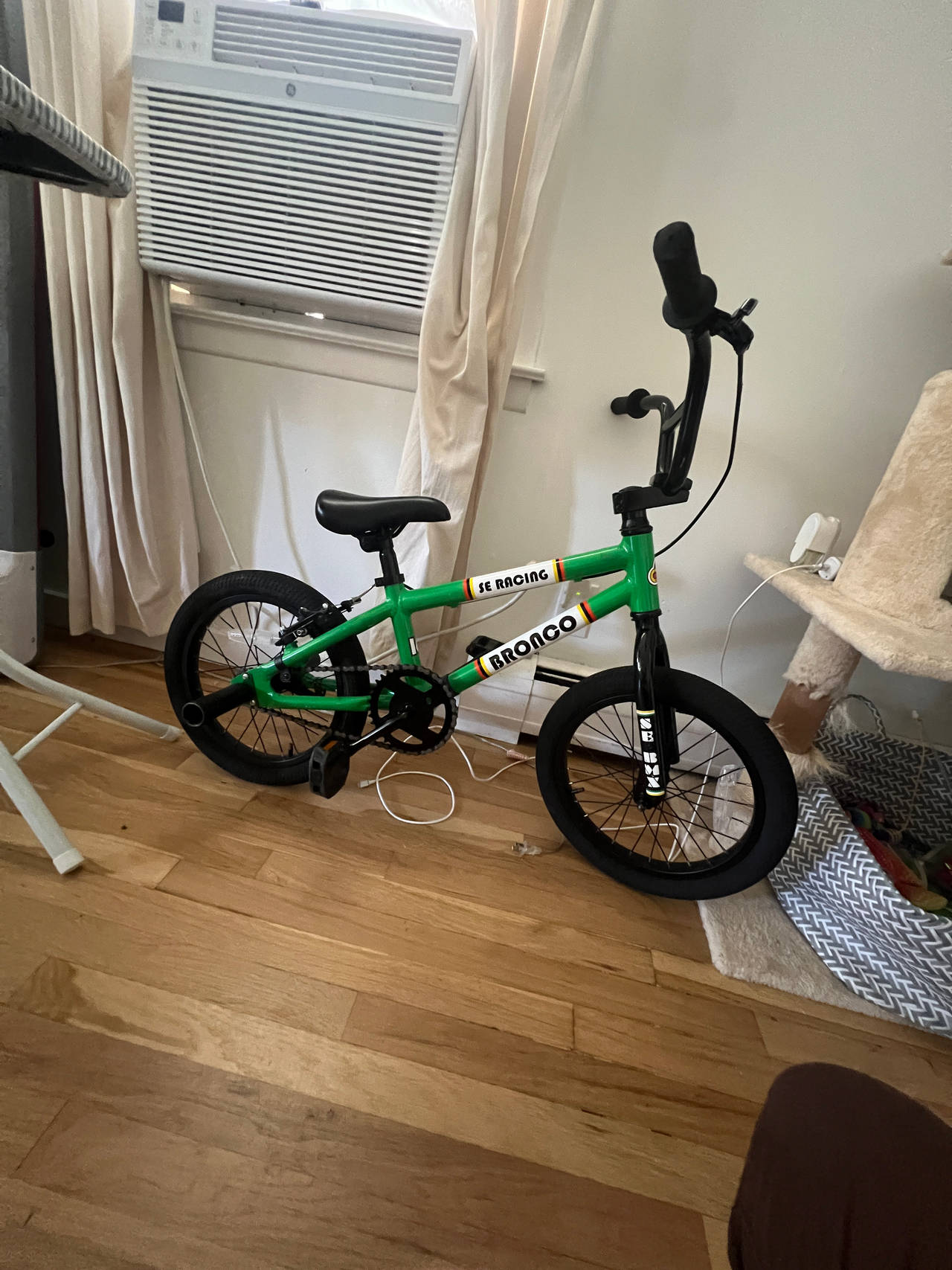 SE Racing Bronco 16" Kids BMX Bike