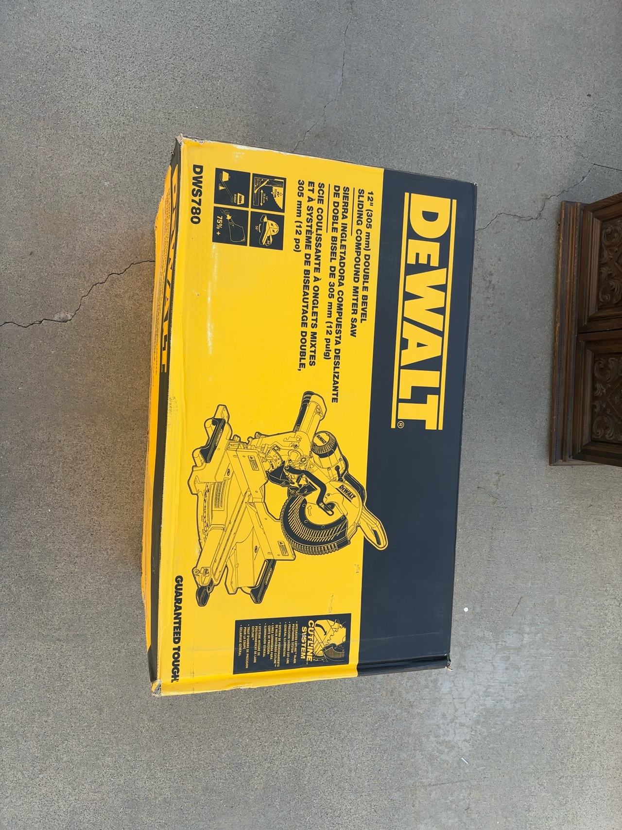 DeWalt 12" Sliding Compound Miter Saw