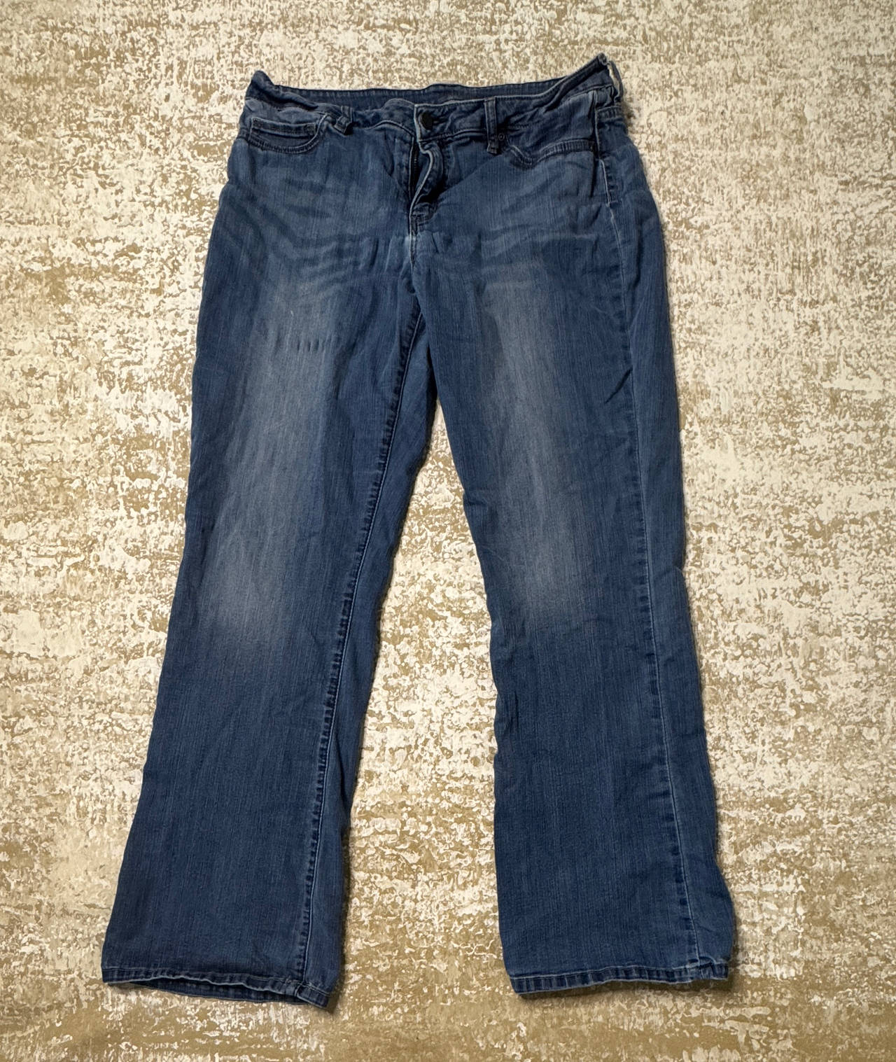 New York & Company SoHo Bootcut Jeans size 14