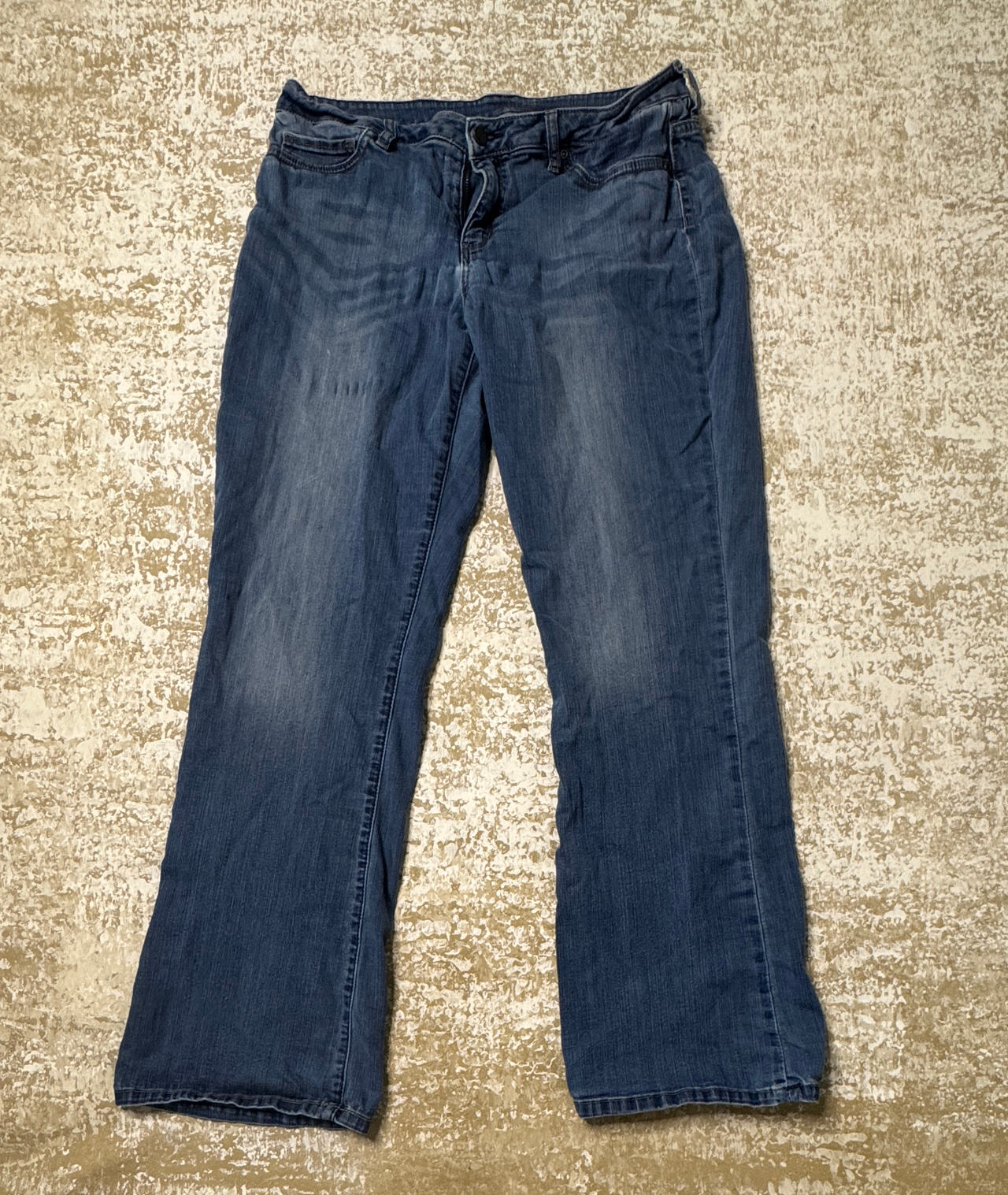 New York & Company SoHo Bootcut Jeans size 14