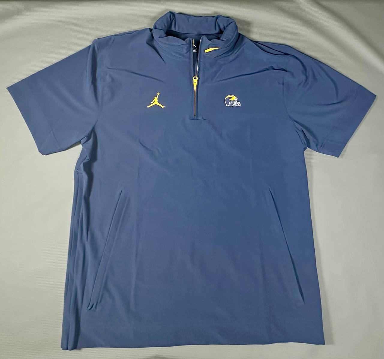Jordan Brand 2024 Michigan Wolverines Short Sleeve 1/4 Zip sideline pull over