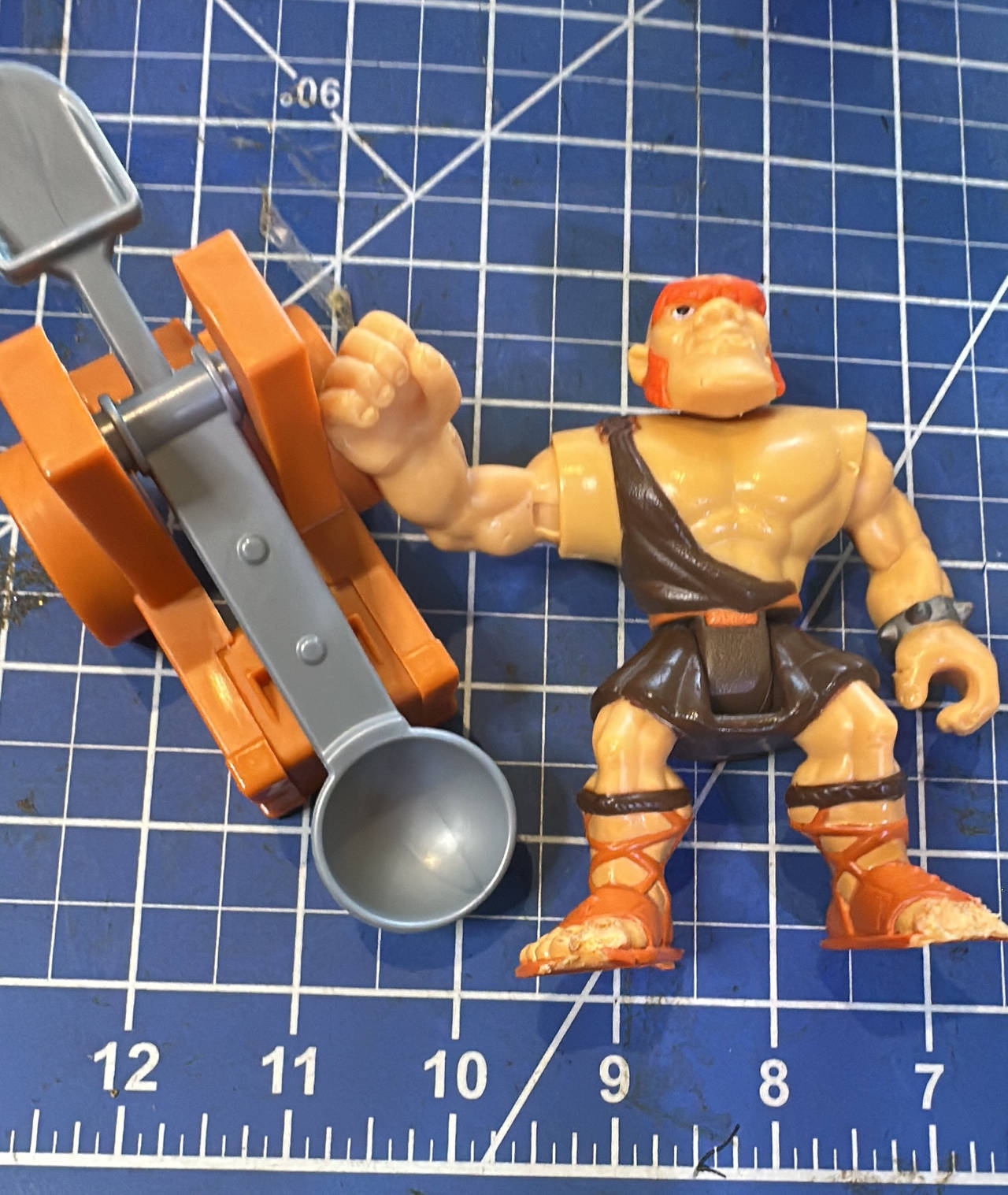 Imaginext Vtg OGRE w catapult action figure. 117