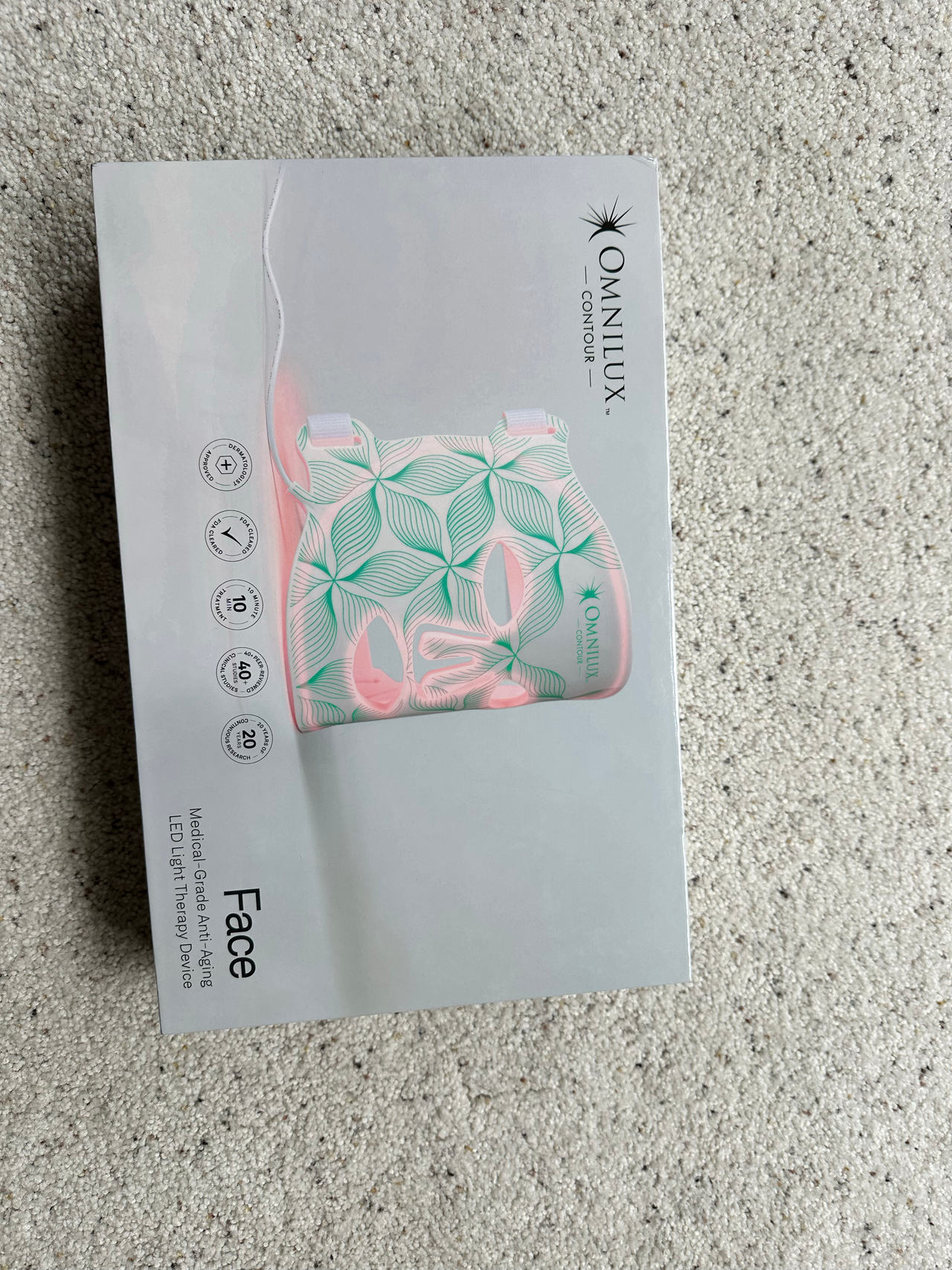 Omnilux Contour Face