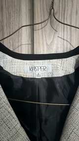 Kasper Women's Contrast Trim Tweed Blazer size 8 - Image 3