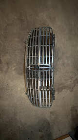 2008 Lincoln Navigator Front Grill  - Image 1