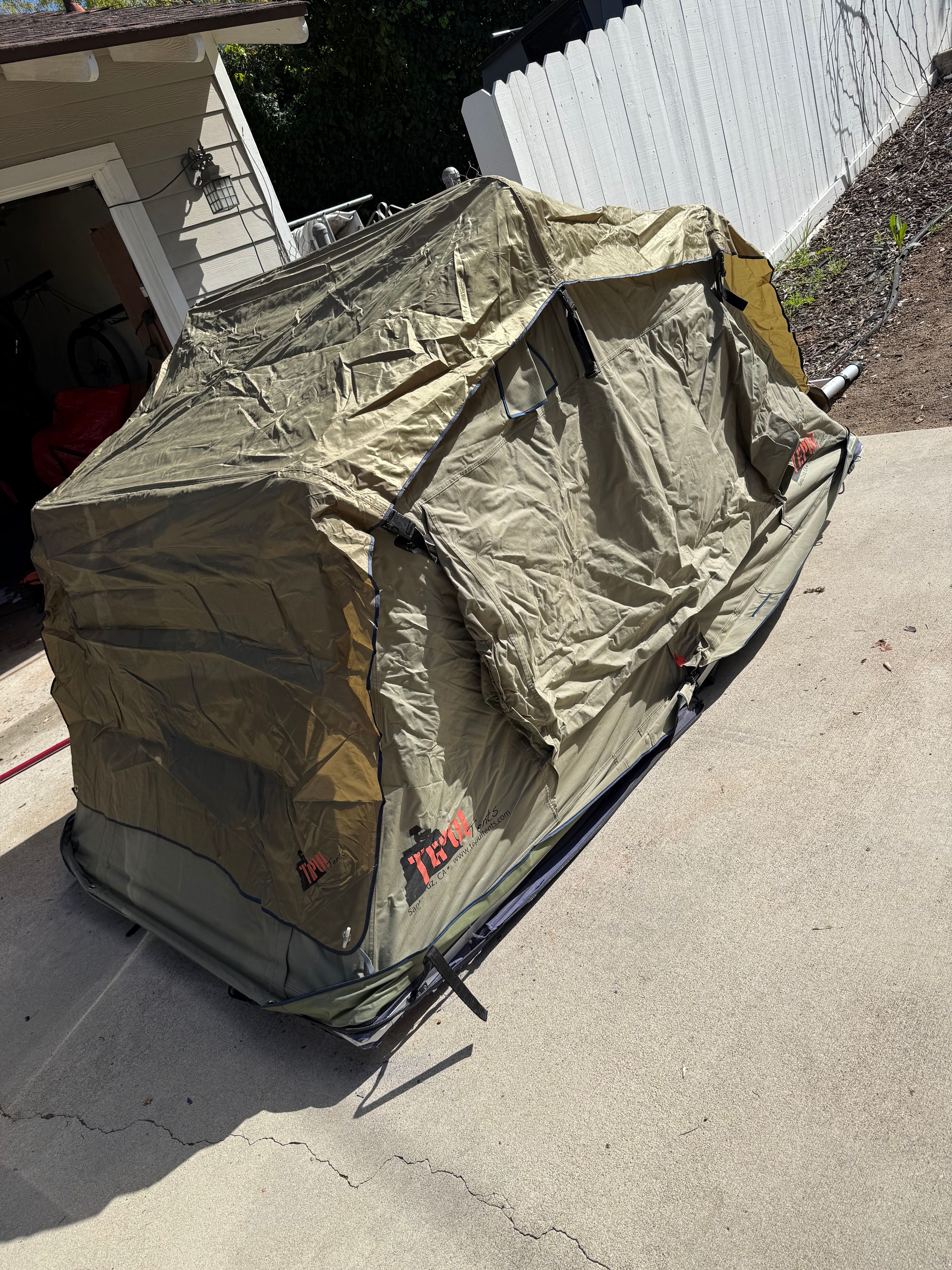 Tepui Rooftop Tent + sheets