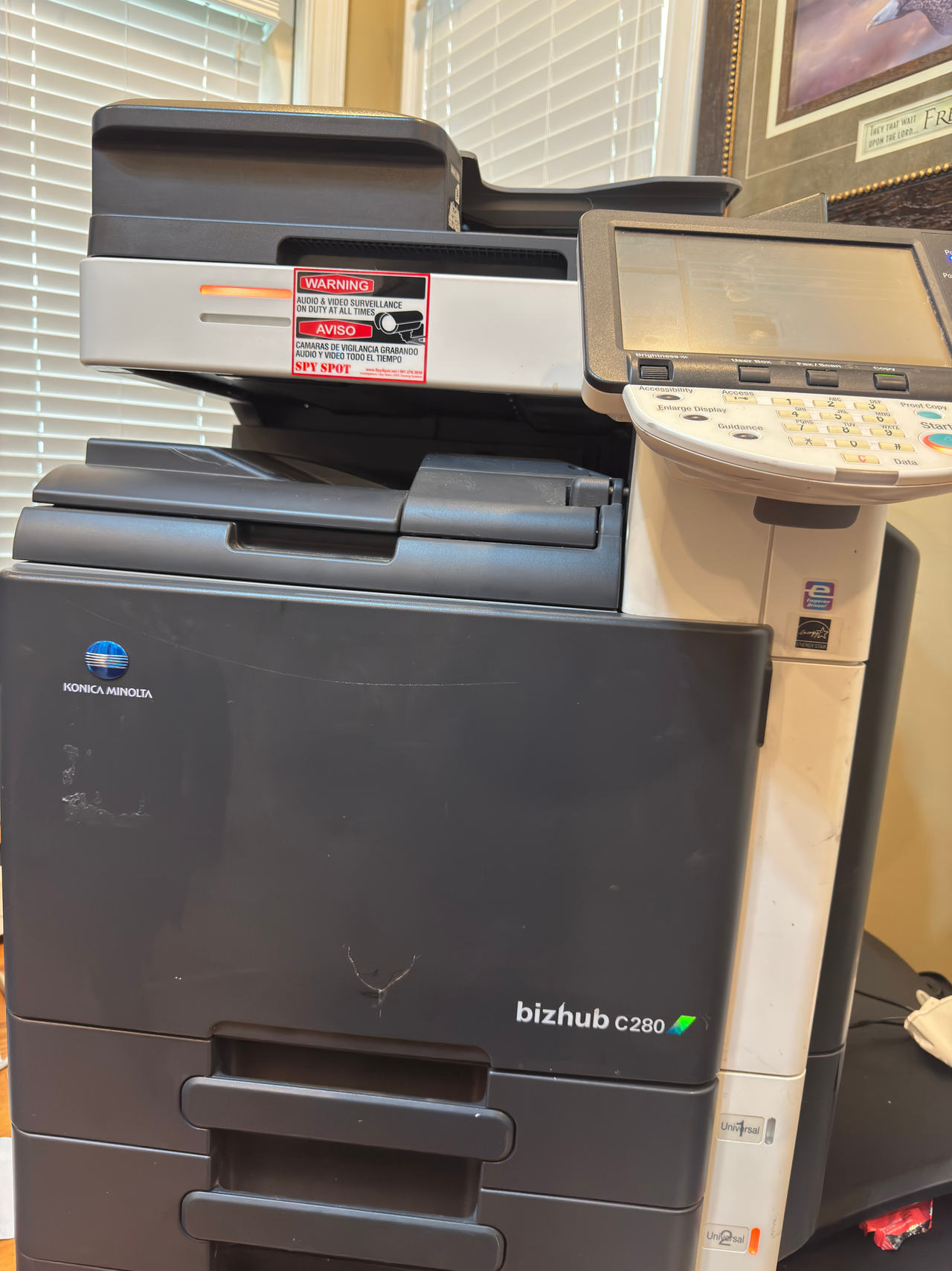 Konica Minolta bizhub C280 Multifunction Printer with Finsher