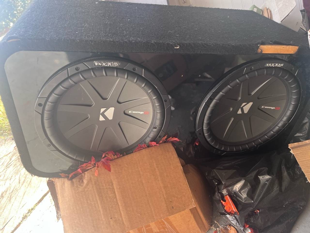Kicker CompR104 10-inch Car Subwoofer