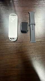 Apple Watch Series 8 45MM GPS - Image 2