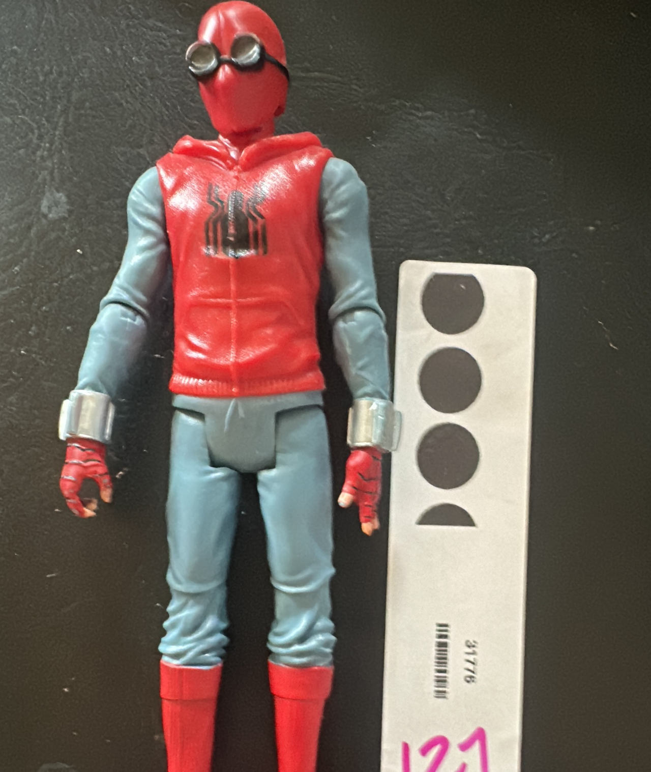 Marvel Legends Spider-Man: Homecoming Homemade Suit Action Figure