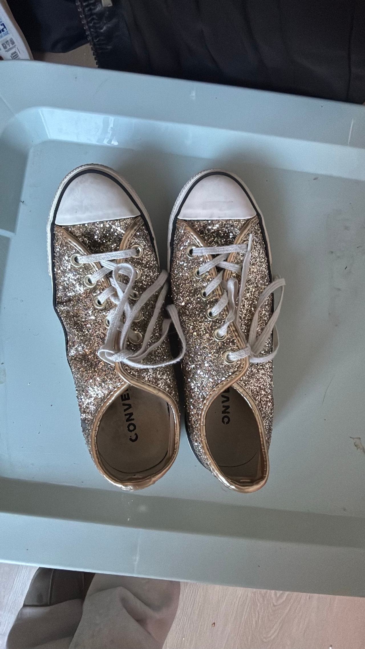 Converse Chuck Taylor All Star Gold Glitter Low Top