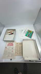 Bowl Bound: The Game of College Football (Sports Illustrated Games) - Image 5