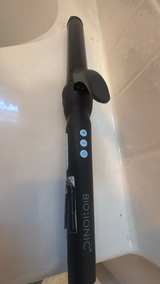 Bio Ionic GrapheneMX Long Barrel Curling Iron 1" - Image 3